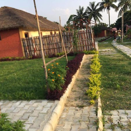 Elephant Garden Hotel&Resort Pvt Ltd Kanchanpur Exterior foto